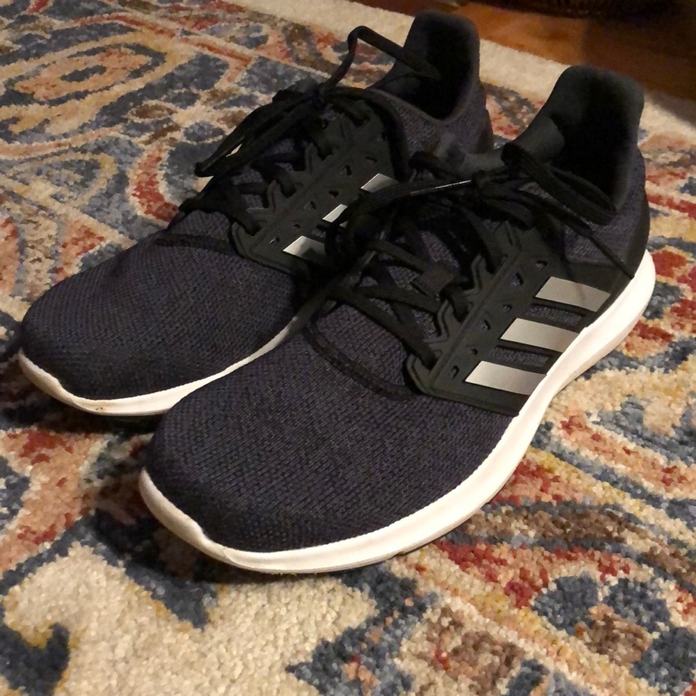 Adidas cloudfoam sneakers